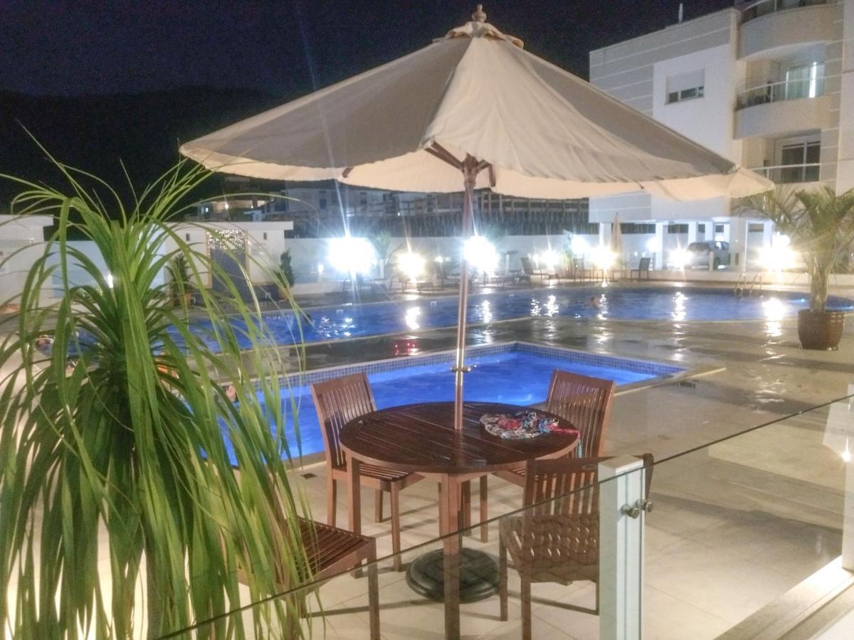 Apartamento Maravilhoso Em Florianopolis Na Praia Dos Ingleses Com Piscina Extérieur photo